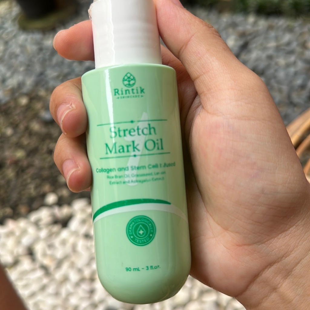 Stretch Mark Oil imgfdn-8eea907a-01e5-4ba5-9289-d9a4344babd5