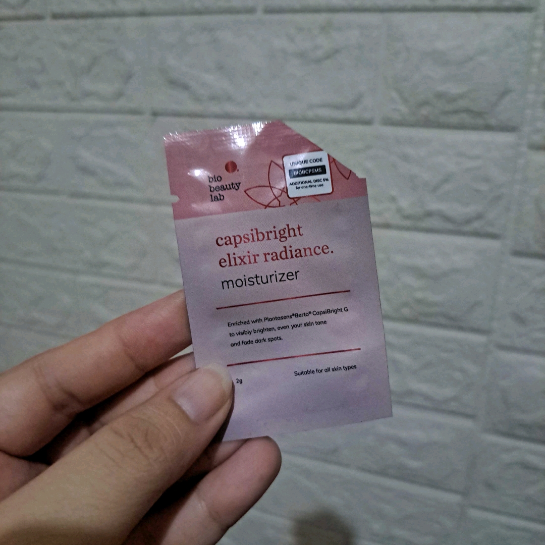 Capsibright Elixir Radiance Moisturizer imgfdn-f5ab4809-2f80-4b0b-9749-047a5f2f0df0