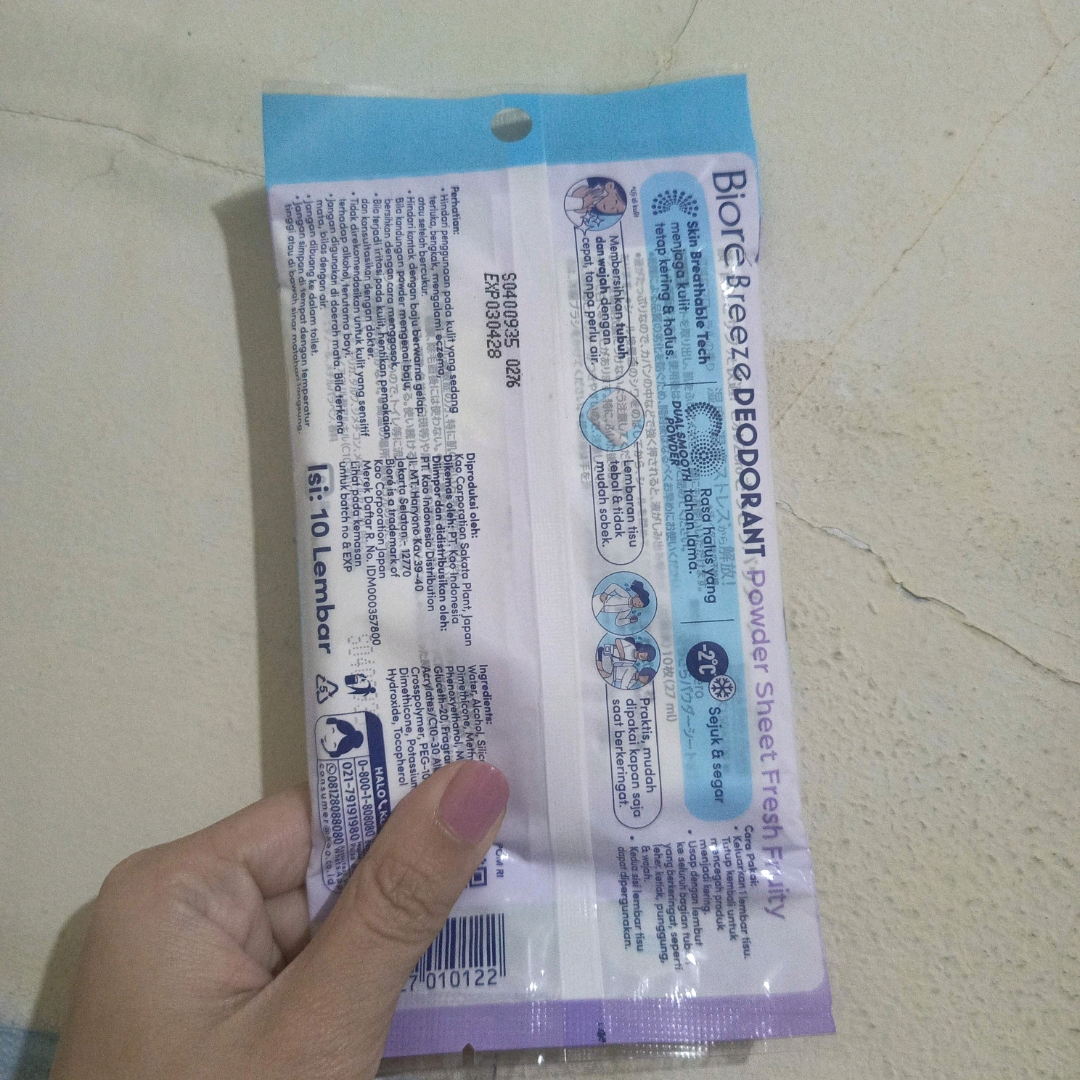 Breeze Deodorant Powder Sheet - Fresh Fruity imgfdn-5cc33fe6-37e7-43cd-ab9f-3292661aeaba