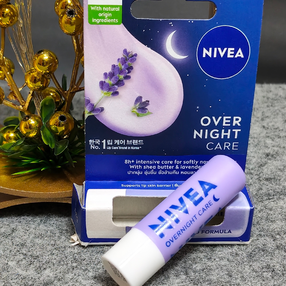 Overnight Care Lip Balm imgfdn-4ce0c5d4-f58f-4462-8518-790960155bdc