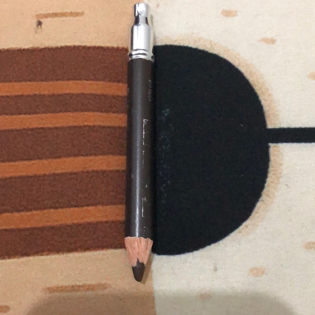 Eyebrow Pencil - Brown imgfdn-cf170d28-d06c-4438-9b63-13f9f375da6b