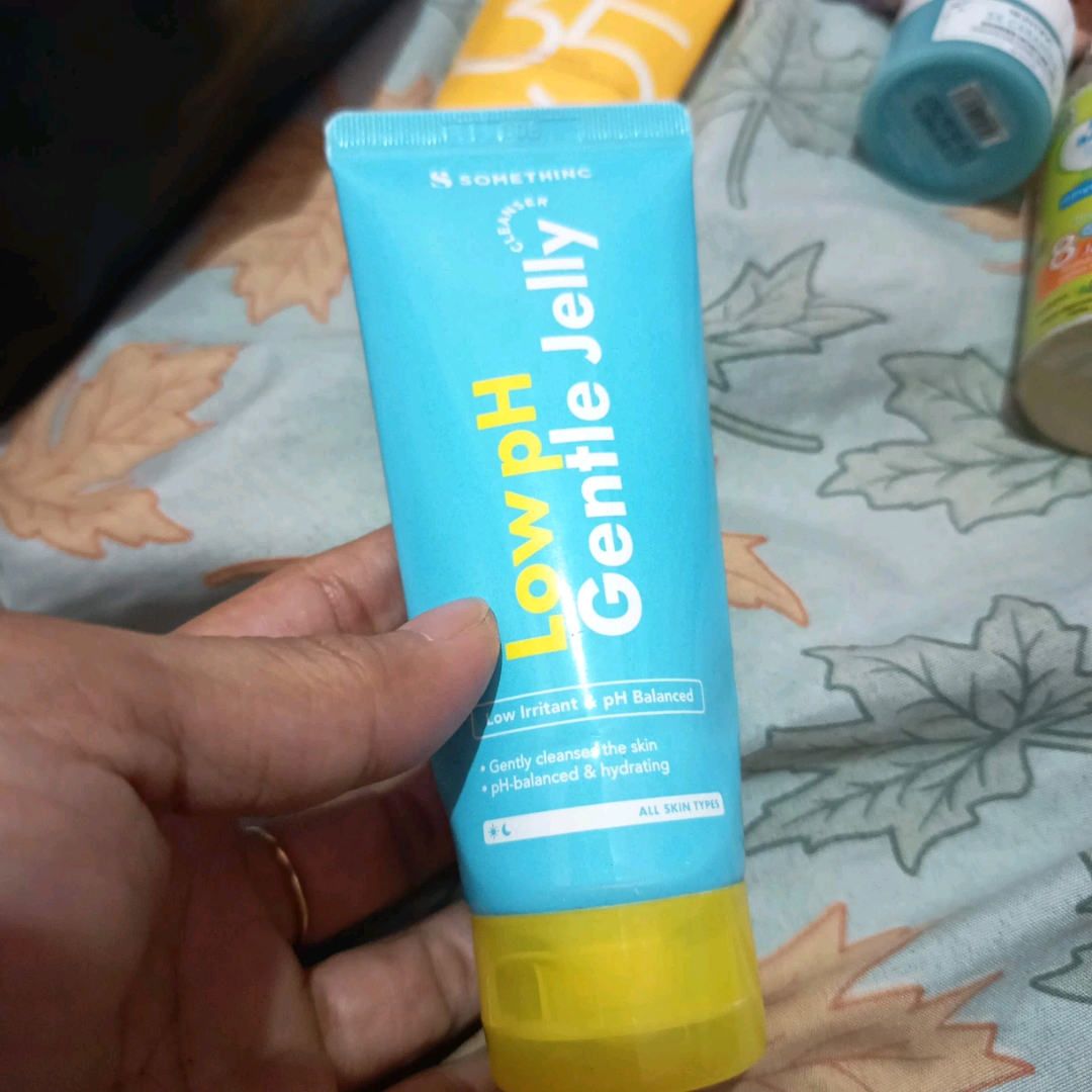 Low pH Gentle Jelly Cleanser imgfdn-938ed109-fedc-4c61-899c-8ba07c9215fb