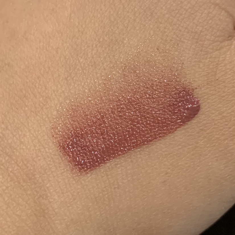 Hydraglow Lip Stain - Dear Olivia imgfdn-fde40cb8-958b-4d86-ab4b-df7168fa61a2
