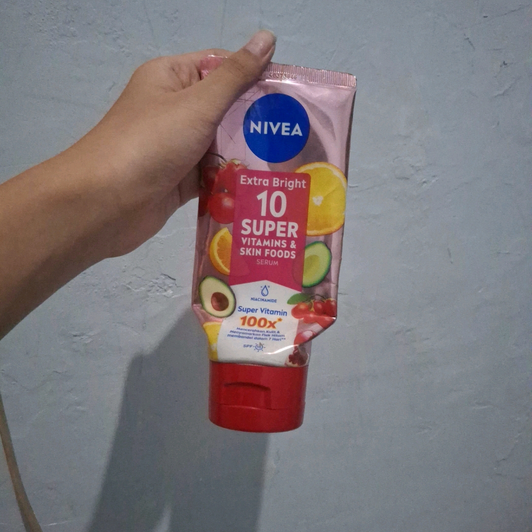 Extra Bright 10 Super Vitamin & Skin Foods imgfdn-87b36538-df2f-48e7-8f65-9888f7ce26f5