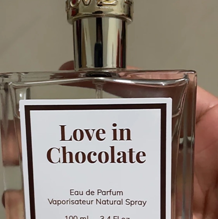 Love Collection Love in Chocolate imgfdn-7a628336-cb46-464d-8ddc-16ba8ecb33b0