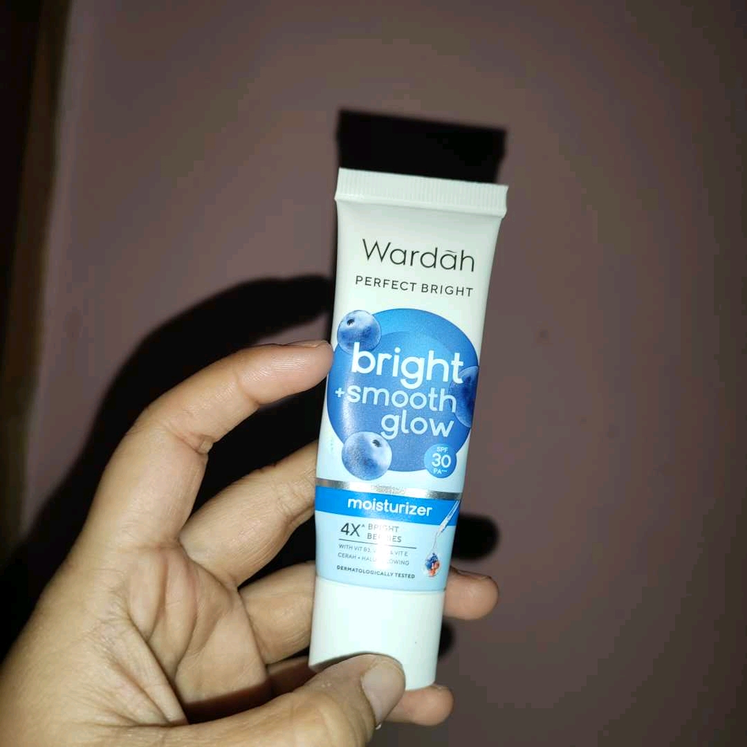 Perfect Bright Moisturizer for Normal Skin imgfdn-63fef28c-9e37-462d-abdb-39389c1715f0