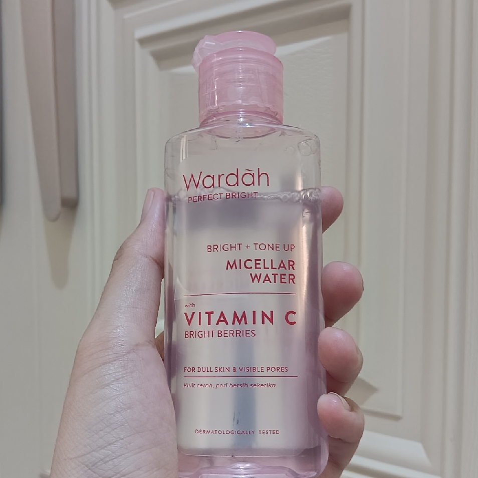 Perfect Bright Tone Up Micellar Water imgfdn-ba6d1327-e369-4297-bd7d-48893fe4f510