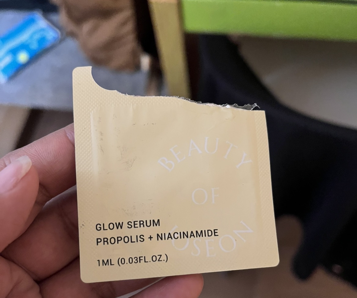 Glow Serum: Niacinamide + Propolis imgfdn-f3a3ee0d-fb17-49de-8de6-ebaeadc256bd