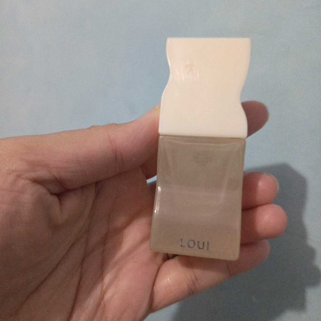 Loui Extrait de Parfum imgfdn-e7e88fc9-d751-443c-b6cc-3e923016530e