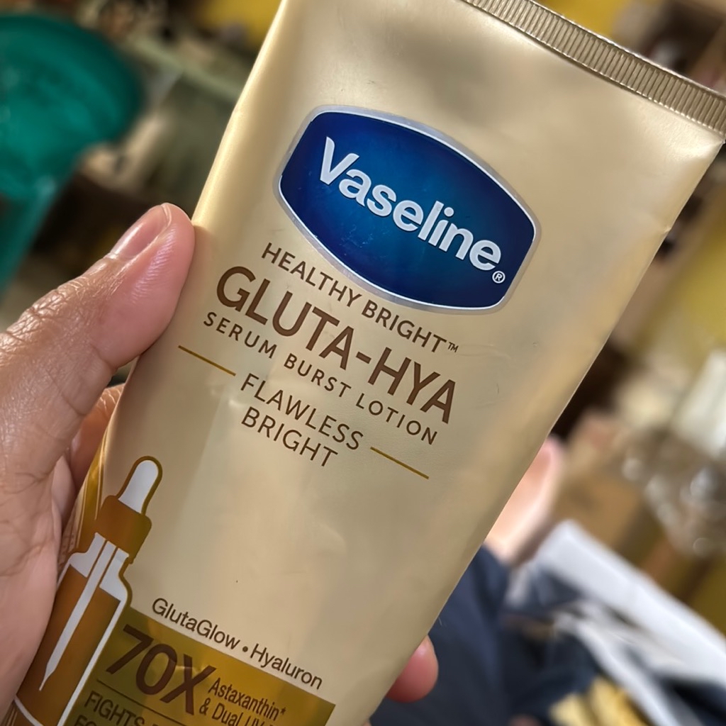 Healthy Bright Gluta-Hya Serum Burst Lotion - Flawless Bright imgfdn-2f184b39-0ab3-4d4f-b89b-c84e151ad85f