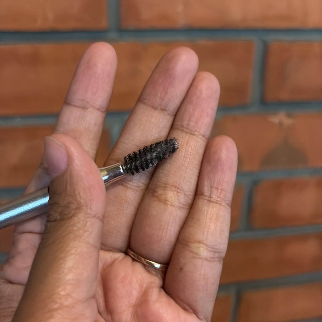 New Softbrow Pencil - SB 01 Black imgfdn-908387d7-5632-43c2-9f66-cf082b9bbaaf