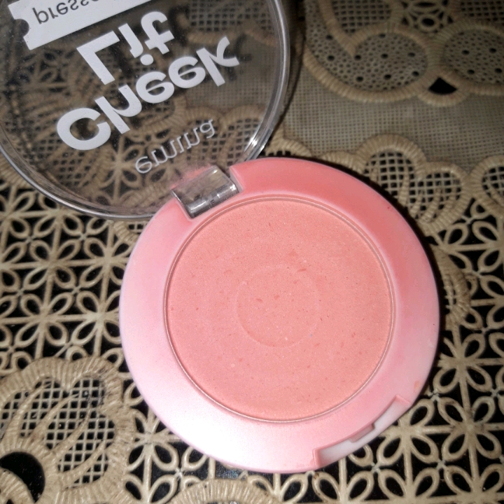 Cheeklit Pressed Blush On - Cotton Candy imgfdn-5a7ec1ec-fce6-41e3-9325-550550f7ca37