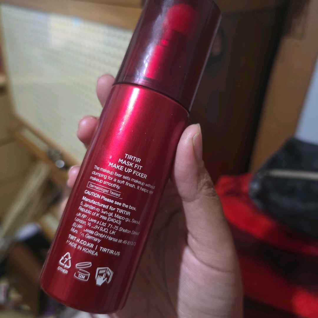 Mask Fit Make Up Fixer imgfdn-04997be2-63b5-46f5-9d1a-b393c4ad4d24