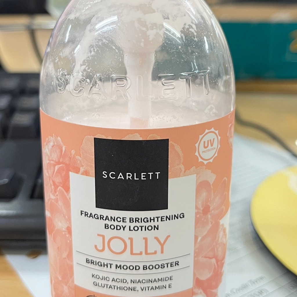 Fragrance Brightening Body Lotion - Jolly imgfdn-8dca49ac-b0d2-4cae-a382-f0f9de2a41aa