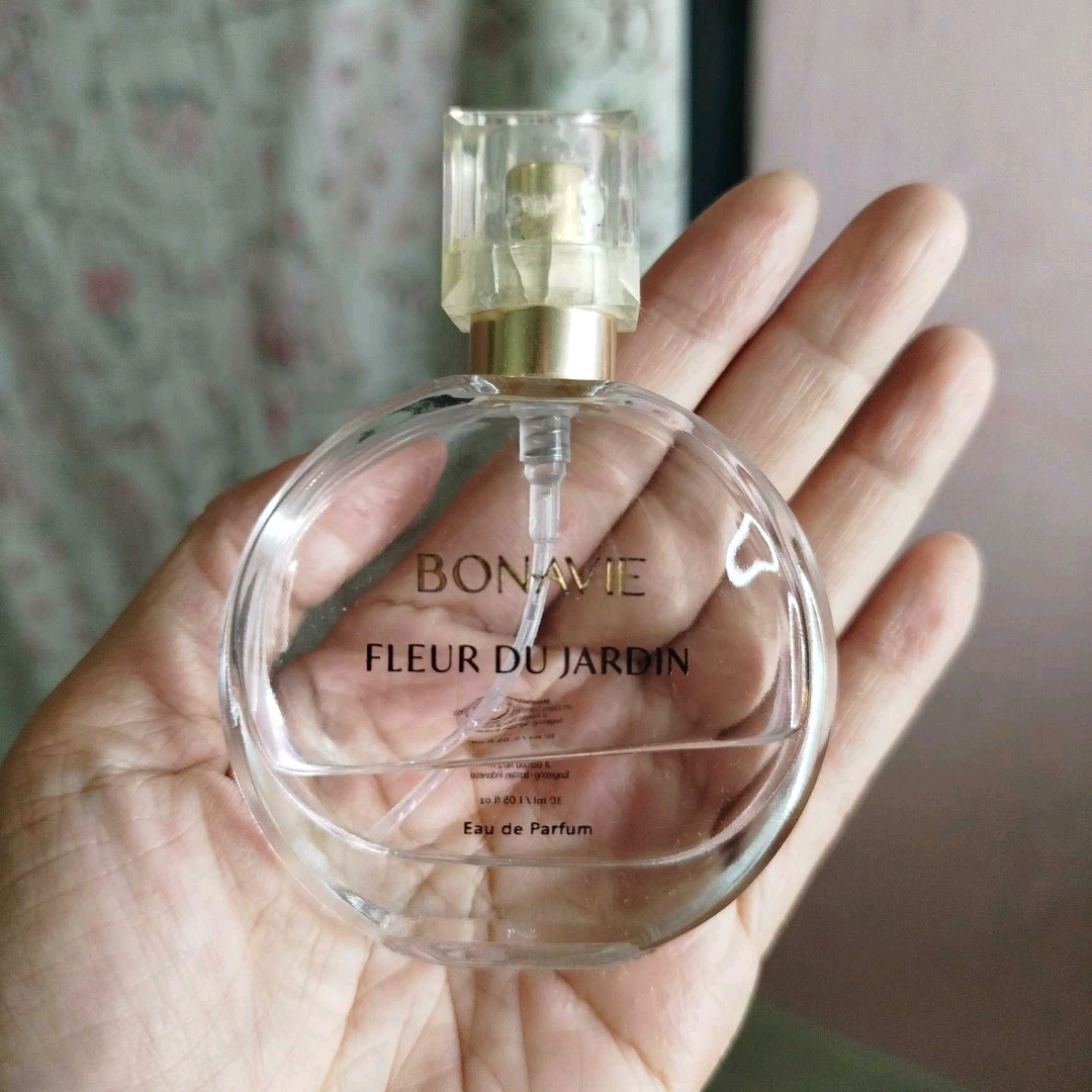 Eau De Parfum - Fleur du Jardin imgfdn-cd440a52-5f0e-4f3b-a73d-fb197db09b2e