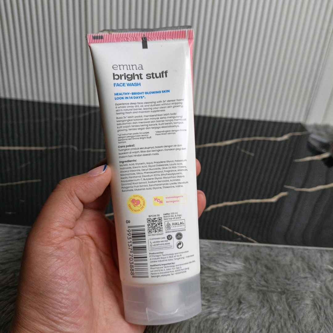 Bright Stuff Whip Face Wash imgfdn-c1fbcdc2-2f19-4674-8080-aca83e222c9a