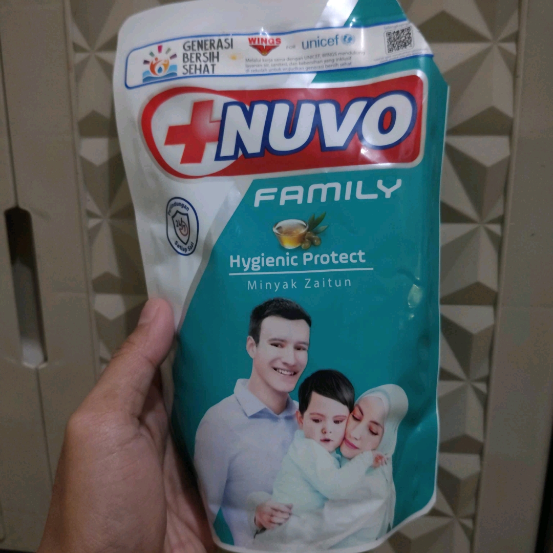 Family Antibacterial Body Wash - Hygienic Protect imgfdn-053cf6e0-02d4-4540-b985-3ff41546c5d6