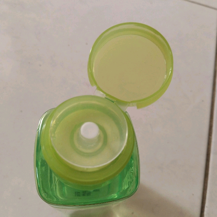 Mugwort Salicylic Acid Acne Clear Micellar Water imgfdn-cf4fd6d5-74d5-4fb7-941a-974f765d9d53