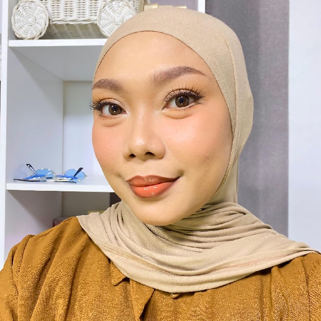 Luxe - 511 imgfdn-209e2b2c-7494-4d36-8ad0-3ec9f14ae22a