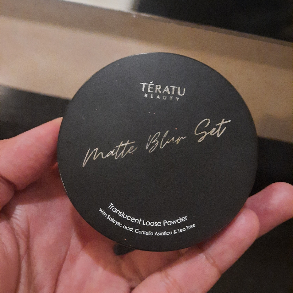 Matte Blur Set Translucent Loose Powder imgfdn-75128453-cc5d-4166-9f49-3d3c71cb99a4
