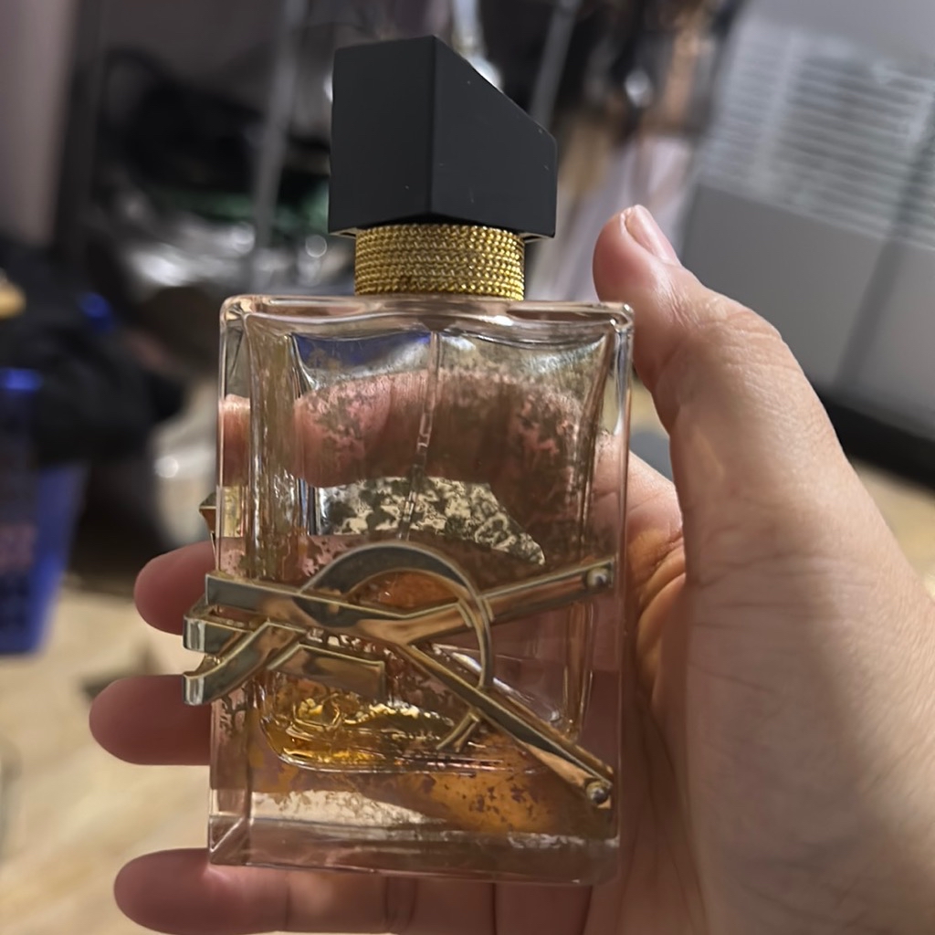 Libre Eau de Parfum imgfdn-bf6ecd4d-fd6c-4230-a5d6-a1ee0d1b2bb6
