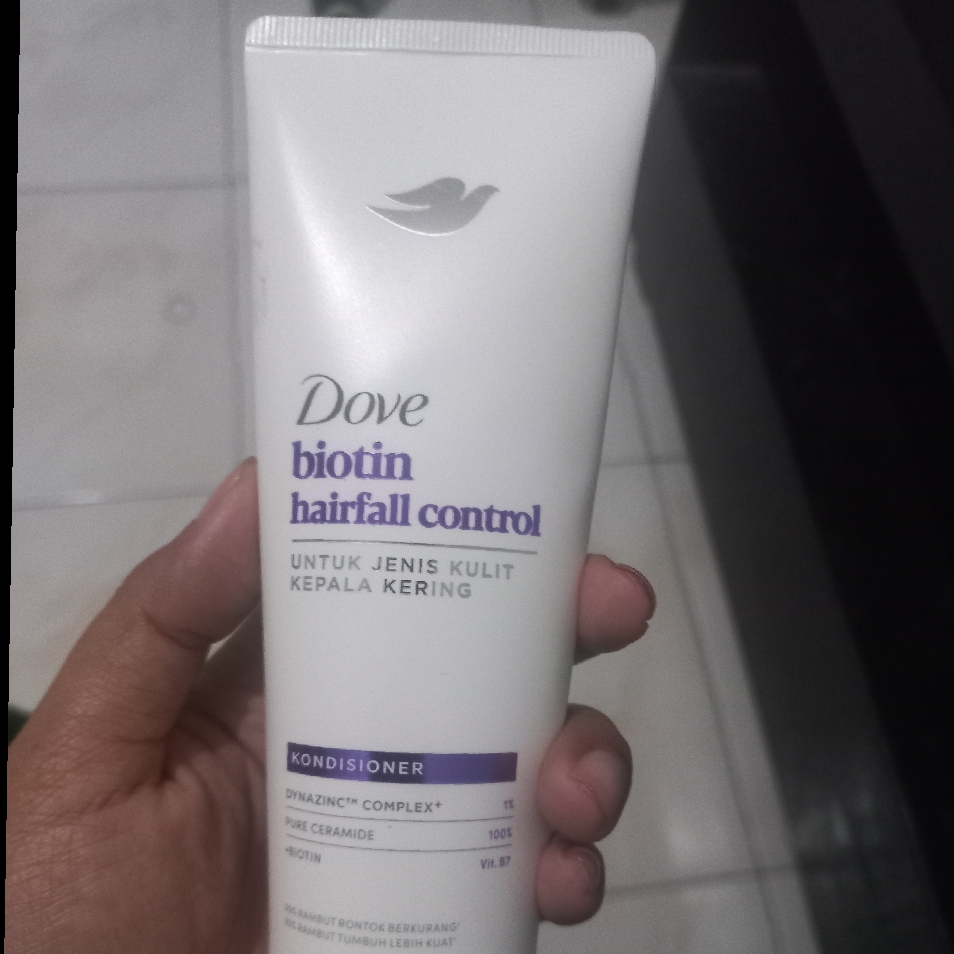 Biotin Hairfall Control Conditioner imgfdn-bcd8b848-deb8-429c-8683-bf87344a0b31