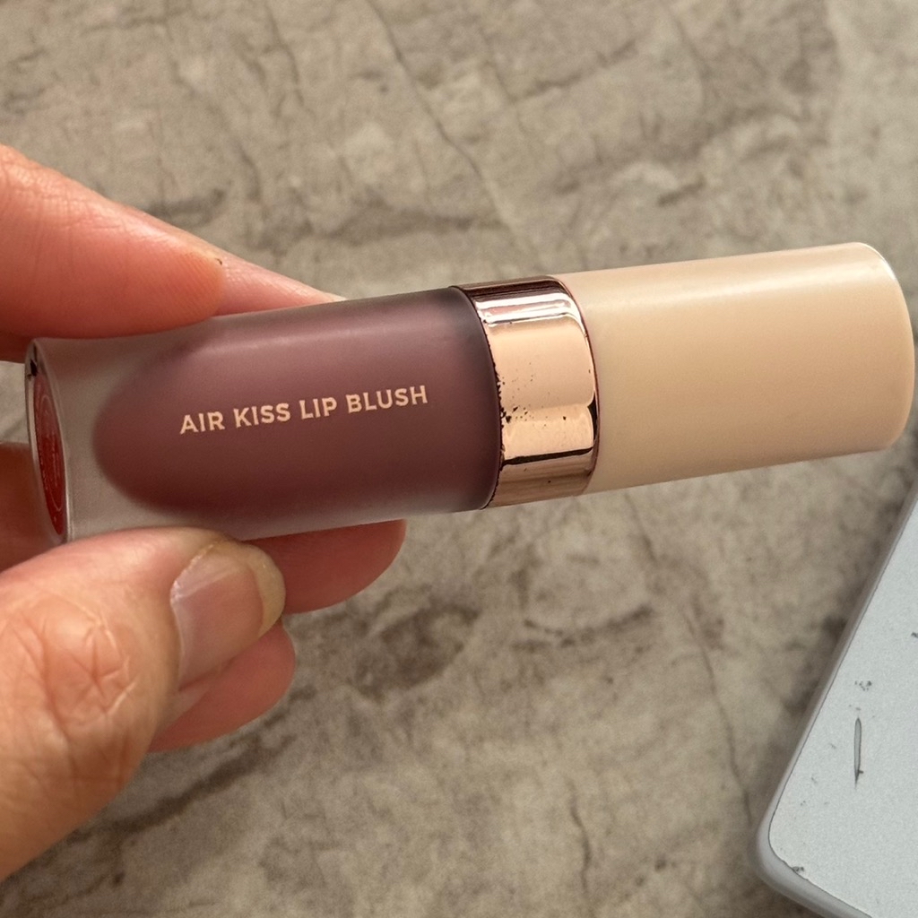 Air Kiss Lip Blush - Empathy imgfdn-b20c8a82-5cae-4eb4-a33b-7b1ef9750e6b