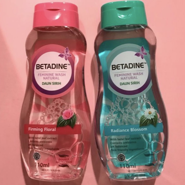 Daily Feminine Wash Natural - Daun Sirih Firming Floral imgfdn-f94de15e-a93f-4f6b-afd1-7b8b1af19e20