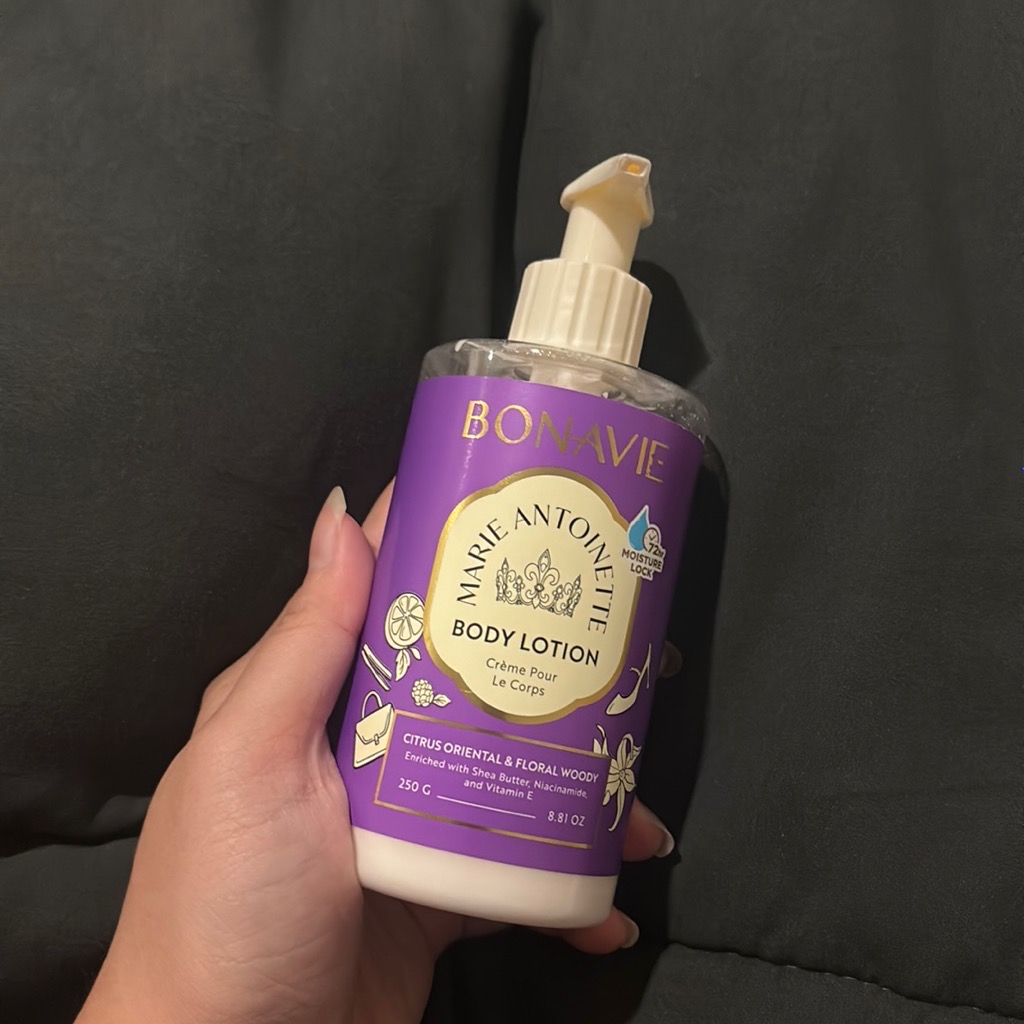 Body Lotion - Marie Antoinette imgfdn-cf051bff-d850-49e1-bfc0-7b89e09c16da