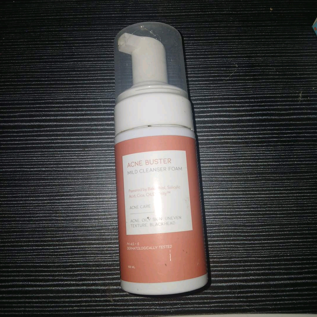 Acne Buster Mild Cleanser Foam imgfdn-03ec9fe6-142c-47e0-9cec-71db742247cc