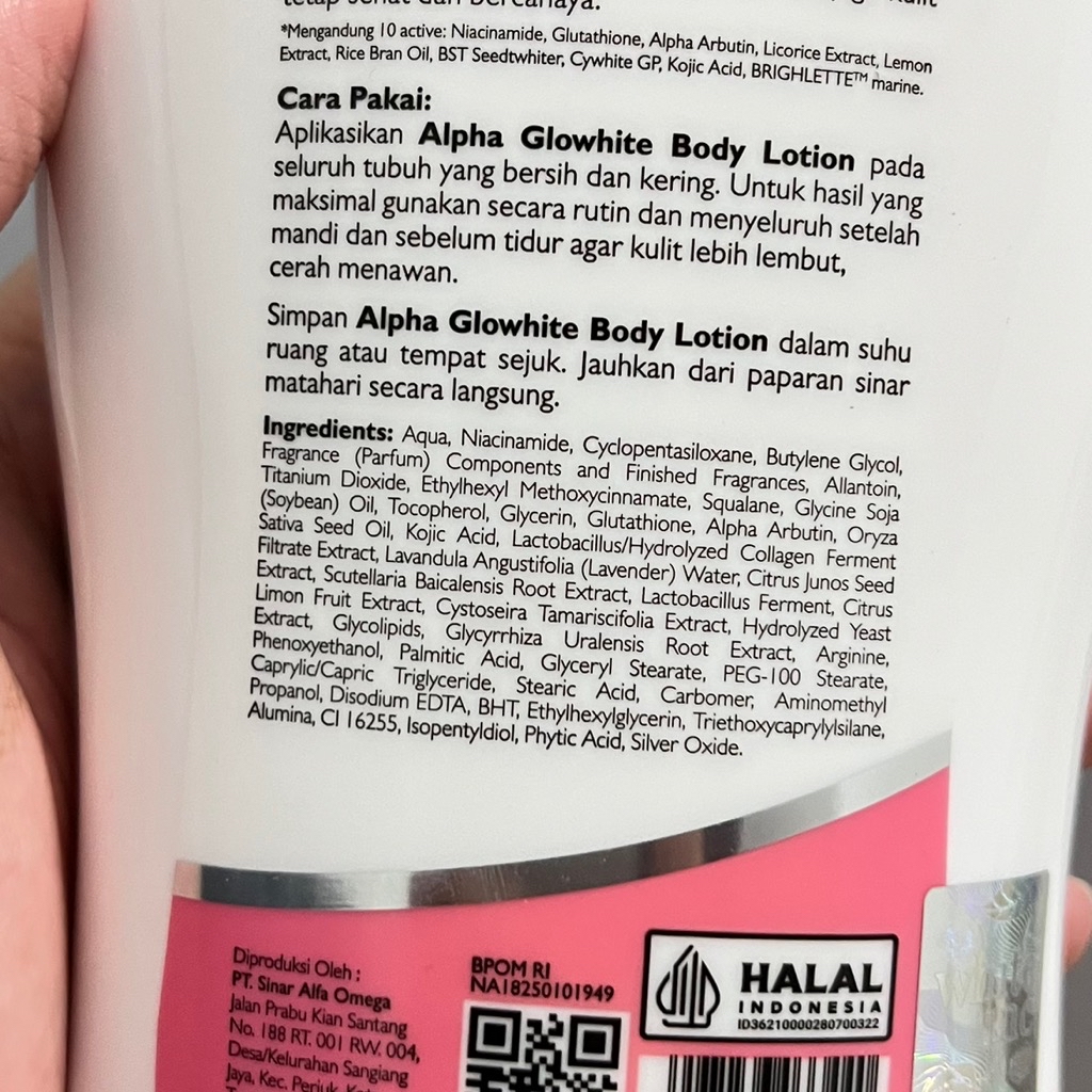 Alpha Glow White Body Lotion Hydrating Whitening & Moisturizing imgfdn-554a2f3c-5706-48af-8d72-5db8e68f1955