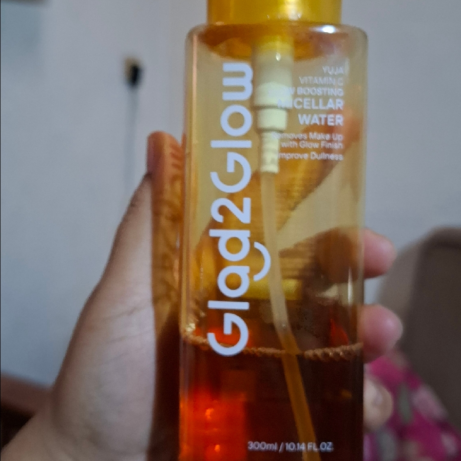 Yuja Vitamin C Glow Boosting Micellar Water imgfdn-8b10c760-342d-431d-a4e8-0a5c3f4e1c73