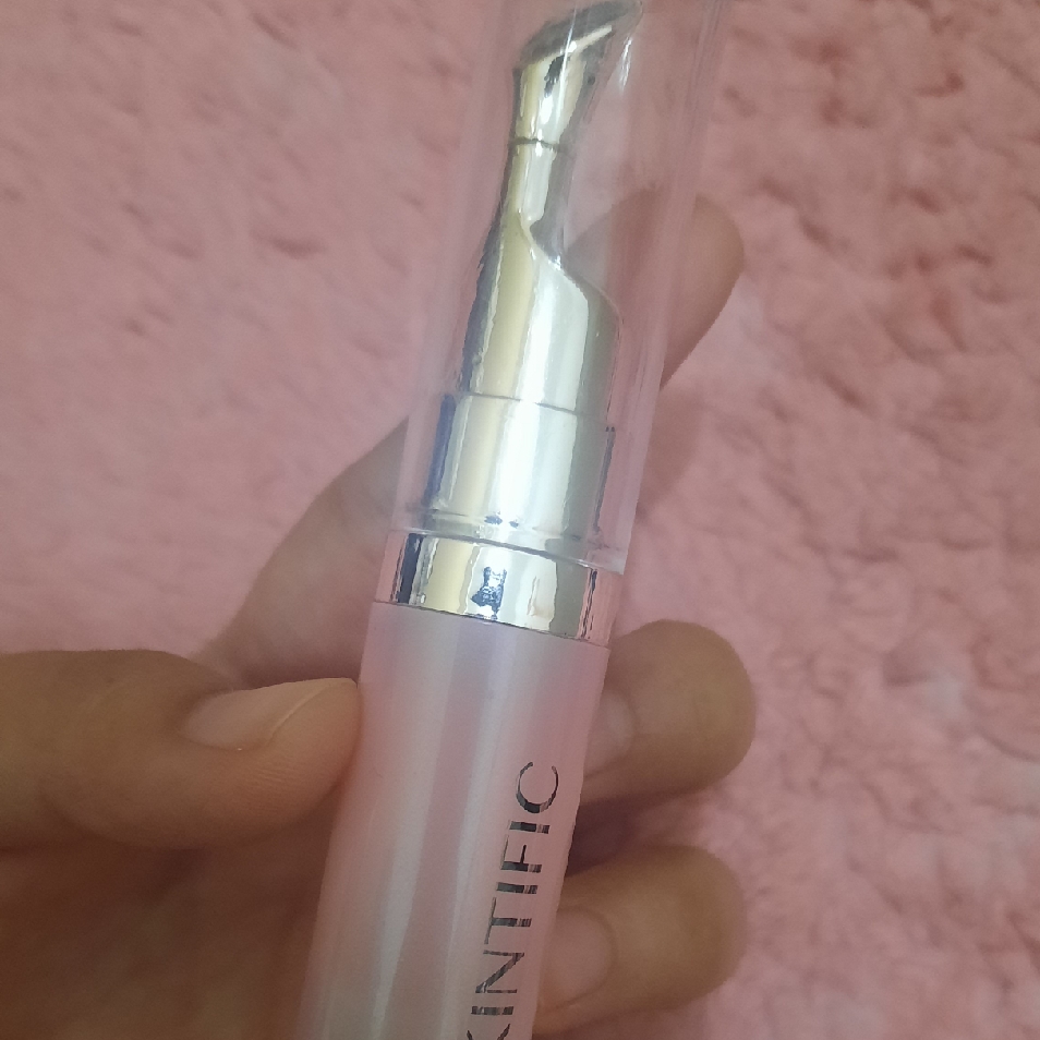 Peptide Nourishing Lip Serum imgfdn-be195991-9474-4fbb-b682-636f6113820d