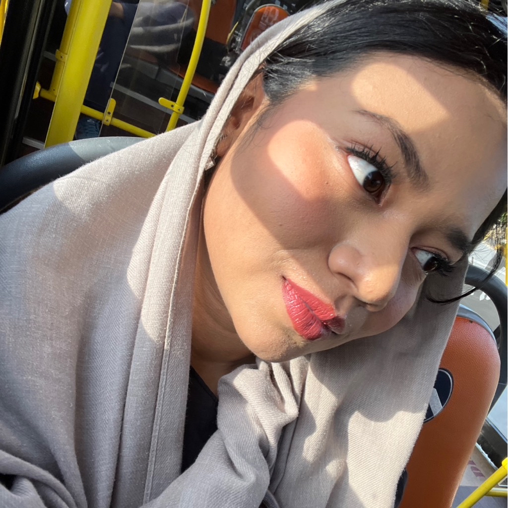 Everyday Thunderblush Cheek - Coral imgfdn-6ec5c582-4e33-48e6-bdf4-fe7c5c4c1d9c