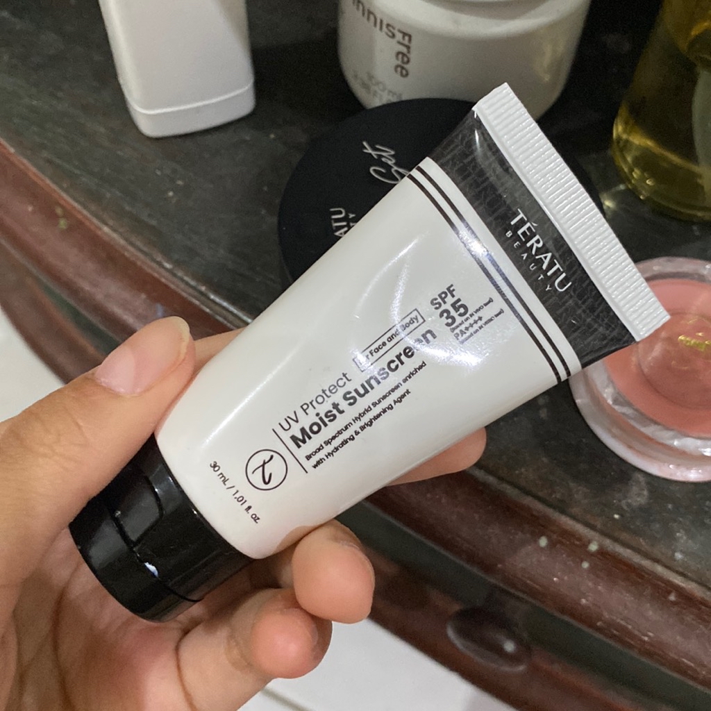 UV Protect Moist Sunscreen SPF 30 PA++++ imgfdn-3d7ec1fe-5968-4e4b-ba96-3430ef870742