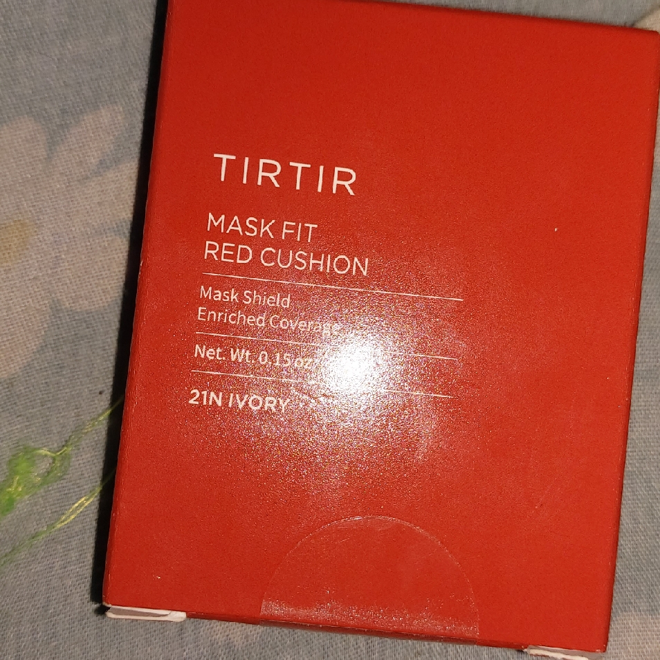 Mask Fit Red Cushion - 21N Ivory imgfdn-b3a70a58-e5f1-4f9d-8853-f7a978d859e6