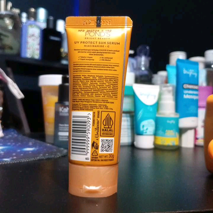 UV Miracle Protect & Repair Sunscreen Bright SPF35 imgfdn-67c67e1c-73af-42f3-bea4-ce0d1de73b46