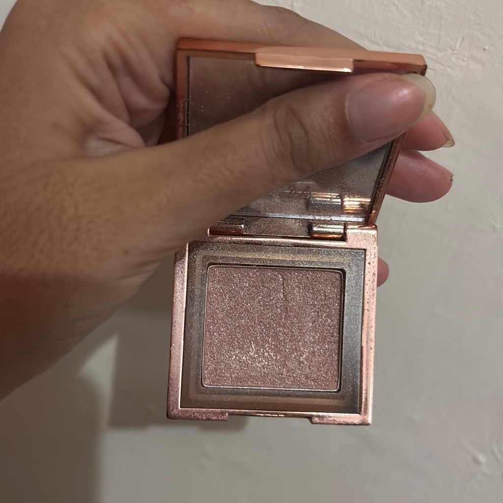 Highlighter - Budapest imgfdn-823138b4-ffb4-40b9-a540-7d7d1101ca80