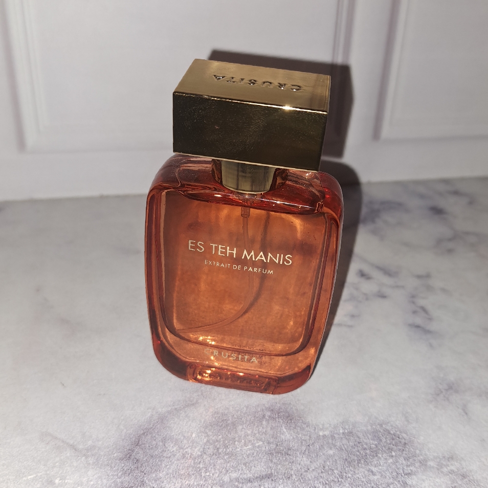 Extrait De Parfum - Es Teh Manis imgfdn-cea9a829-7ea8-4133-ab96-6e8fcdd5cc59