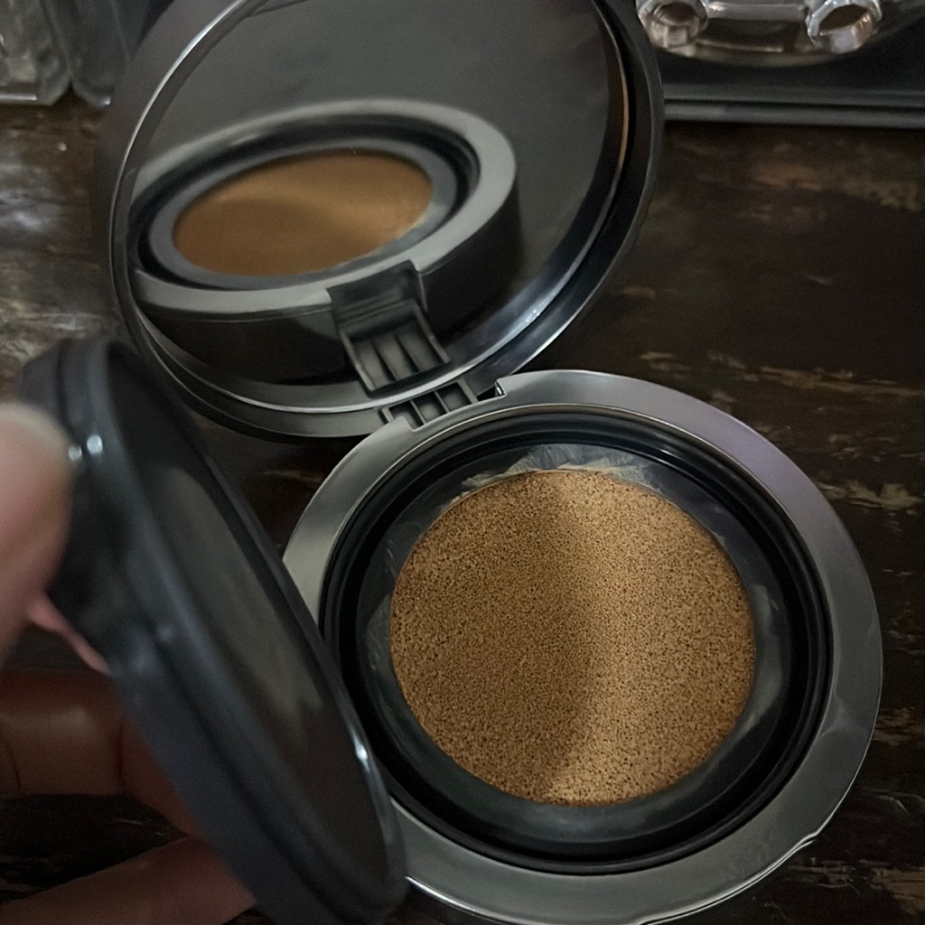 Hydrastay Lite Glow Cushion - W12 Warm Marble  imgfdn-2a34d08f-1fb4-4a7c-a0bd-023b4e08a66d