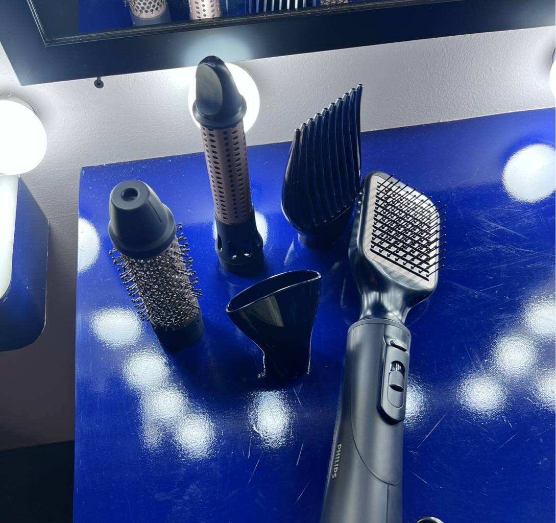 Airstyler 5000 Series BHA530/00 imgfdn-b1a375c3-7f0f-4455-b46d-23a52d6c707f