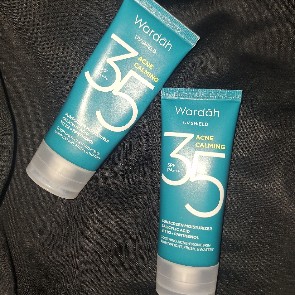 UV Shield Acne Calming Sunscreen Moisturizer SPF 35 PA+++ imgfdn-6b2230ae-3f19-4b30-86c7-33673183b54a