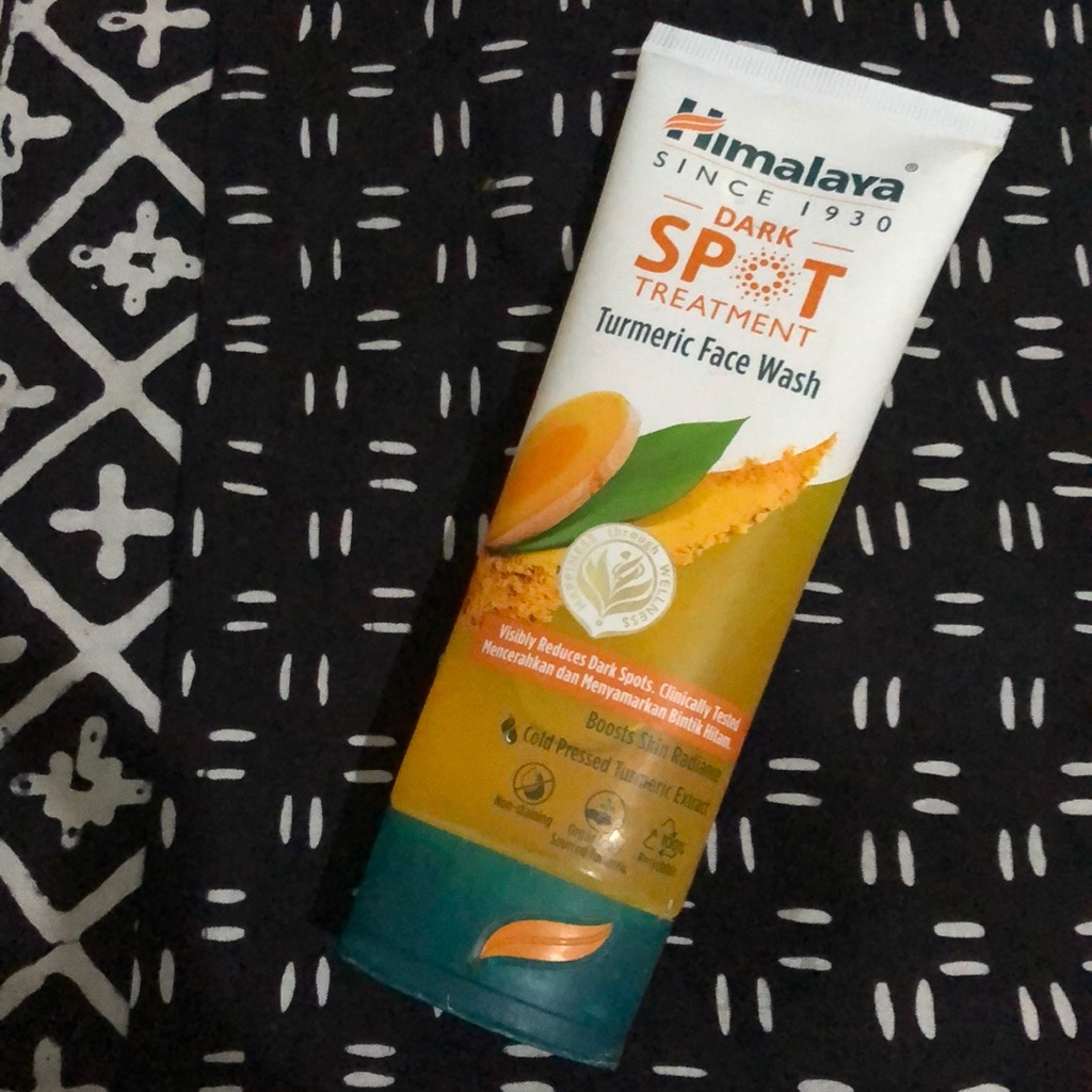 Dark Spot Treatment Turmeric Face Mask imgfdn-0a6d07d6-e19c-42f5-96ea-ee70e31e9d40