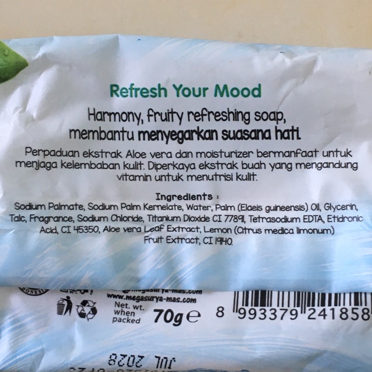 Fruity Soap - Lemon imgfdn-840765fc-3c11-4e12-a2d7-2ff0fea420b2
