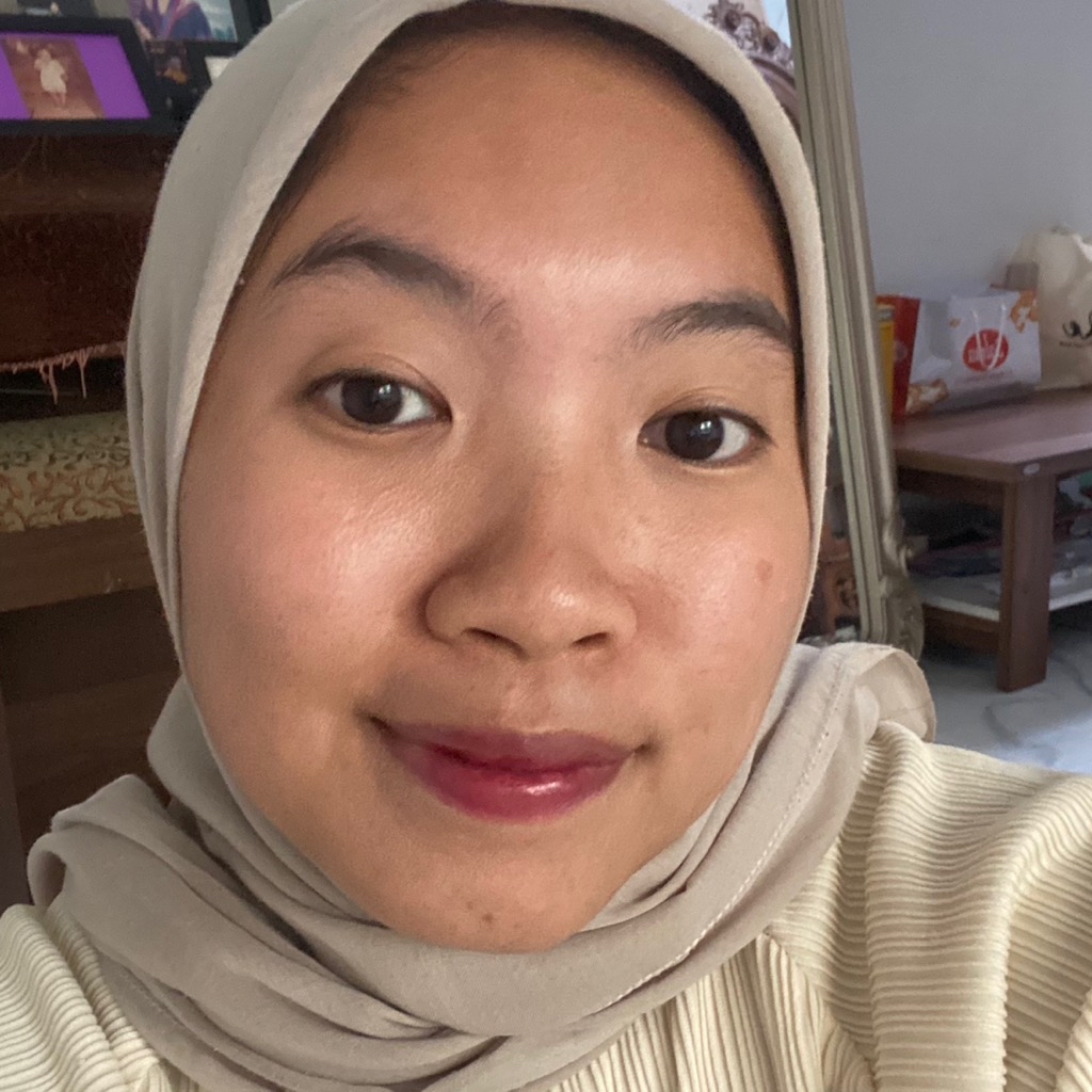 Jelly Lip Tint - 01 Berry Kiss imgfdn-8d20575f-502e-4f4f-b690-04c2562a6393