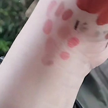 Glossy Stain - 10 Choco Praline imgfdn-3a52e625-d9c3-4807-8834-ee9c2b7101f5