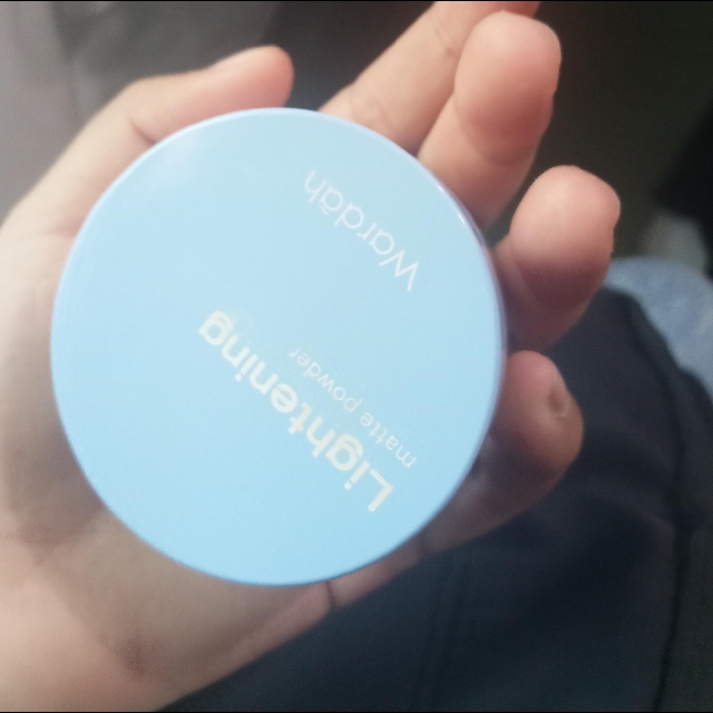 Everyday Luminous Face Powder - 02 Beige imgfdn-f6dd64f4-4efc-483b-b909-6218d834b48a