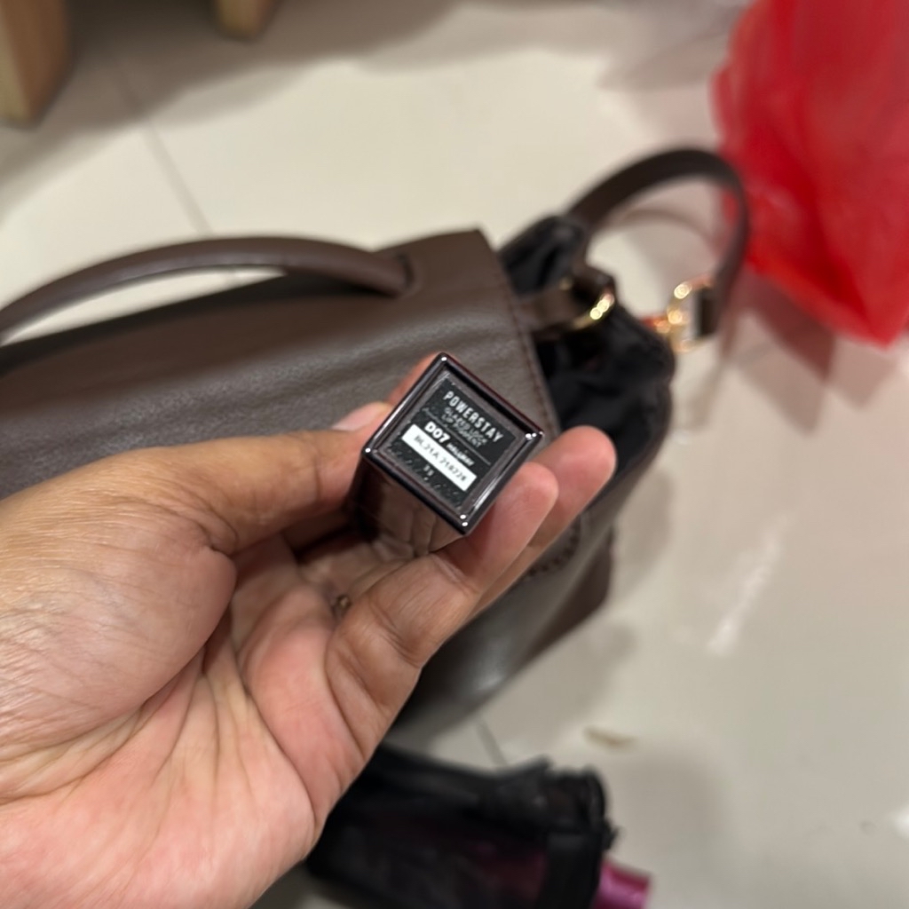 Powerstay Glazed Lock Lip Pigment - D07 Hallway imgfdn-ad7c979e-2c29-4682-bdf4-090082422c2c