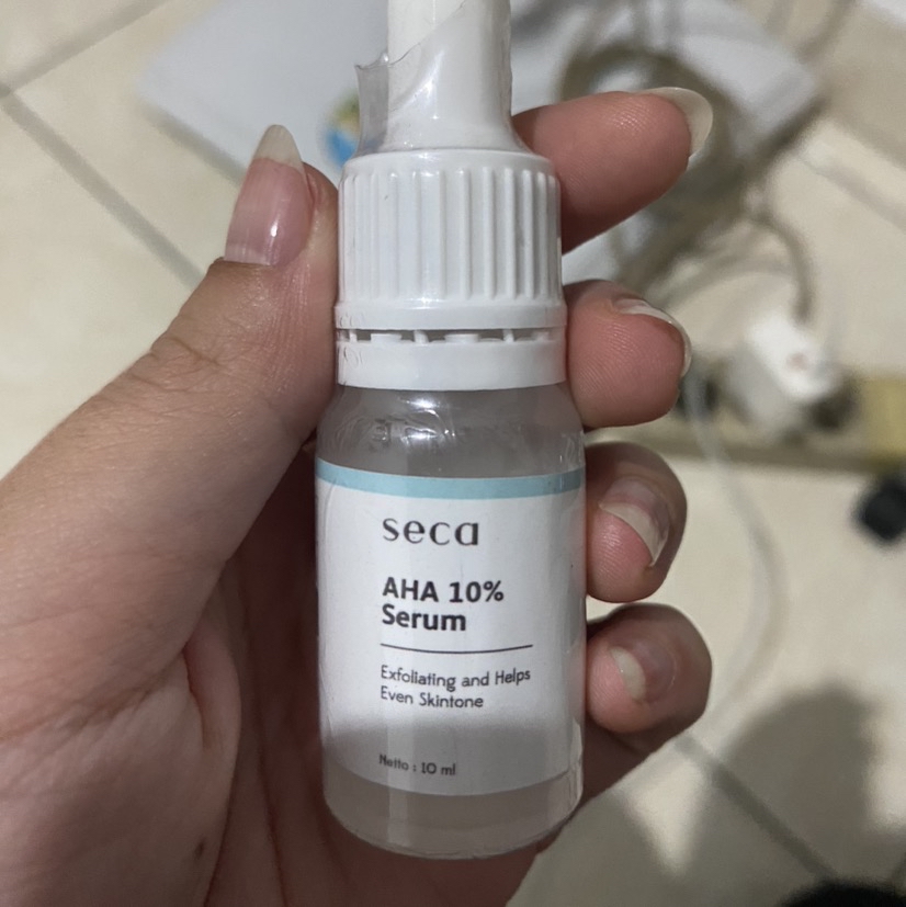 AHA 10% Serum imgfdn-7da2e890-e47a-4fe4-95ff-86bdae0e3e04