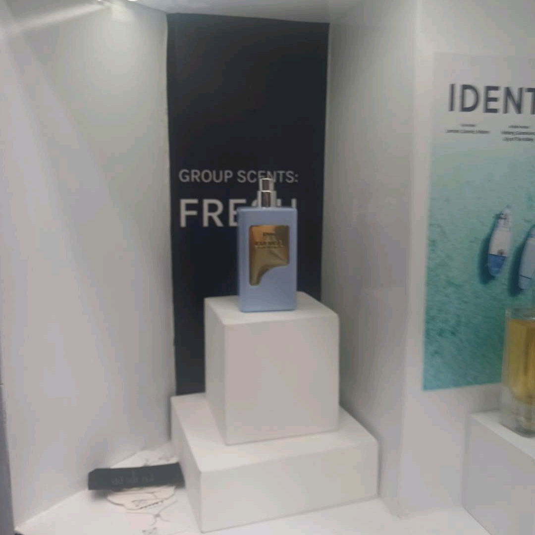 Cherise Extrait De Parfum imgfdn-f5615017-e7a4-418b-aeec-73e6dd0730f0